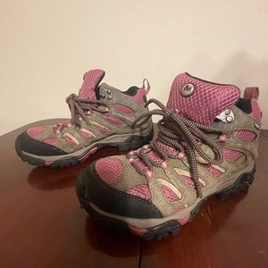 Merrell hiking boots ; Women’s size 8